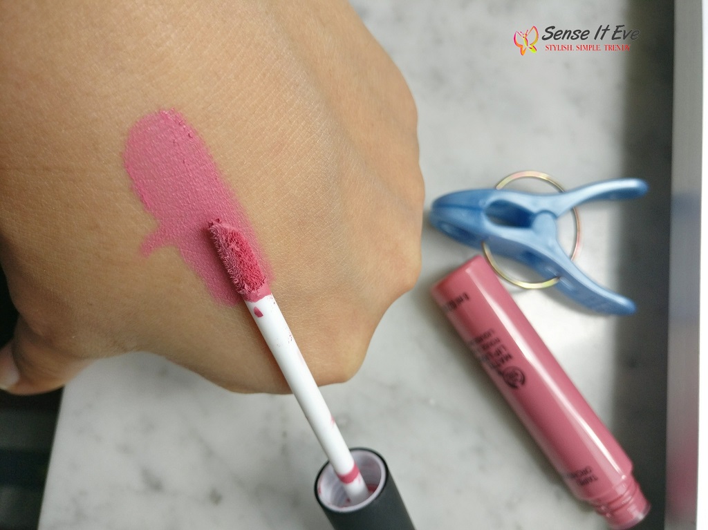 The Body Shop Matte Lip Liquid Taipei Orchid 020 Swatch NC35 Sense It Eve The Body Shop Matte Lip Liquid Taipei Orchid 020 Review, Swatches & FOTD