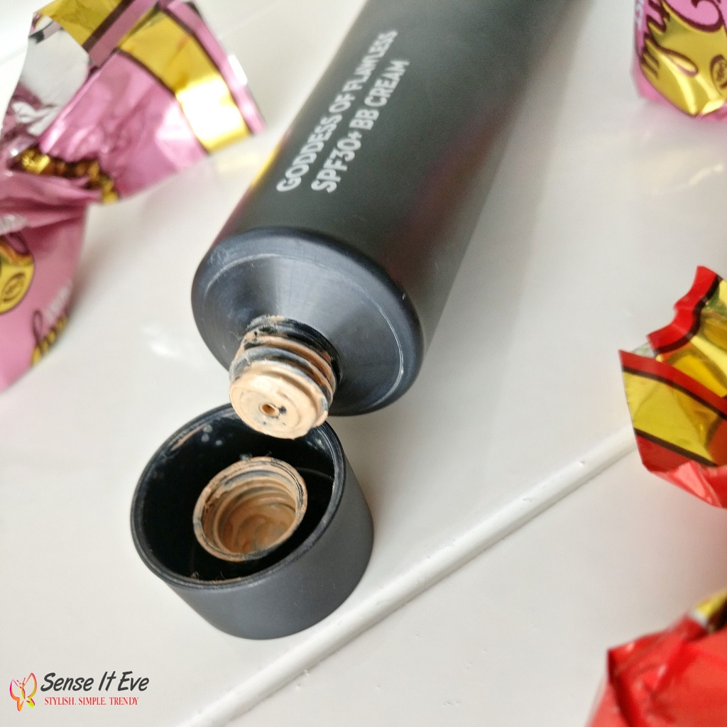 SUGAR GODDESS OF FLAWLESS SPF30 BB CREAM Packaging Sense It Eve SUGAR GODDESS OF FLAWLESS SPF30+ BB CREAM : Review & Swatches