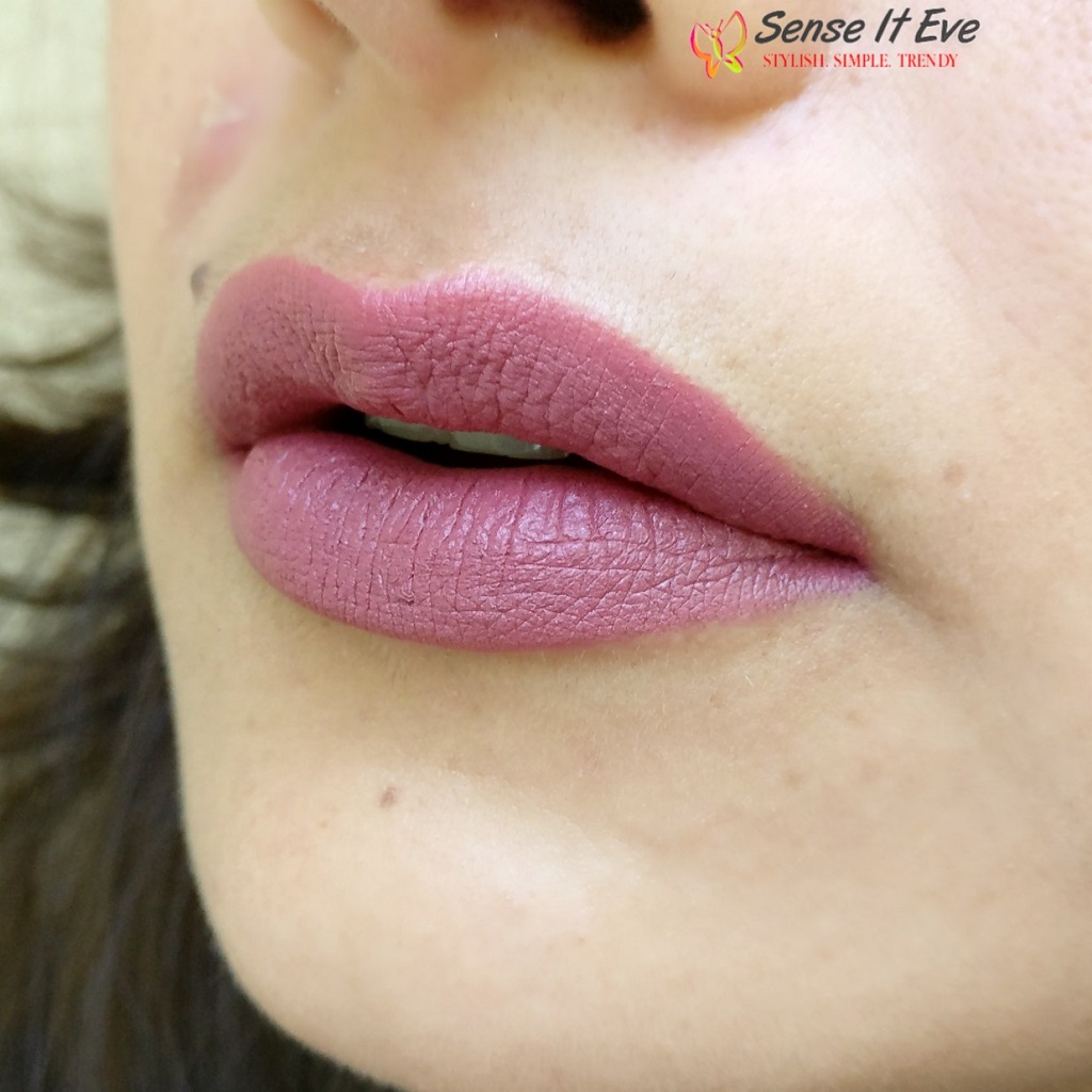 Maybelline Touch of Spice Swatches Sense It Eve Maybelline New York Color Sensational Creamy Matte Lipstick Touch Of Spice : Review & Swatches