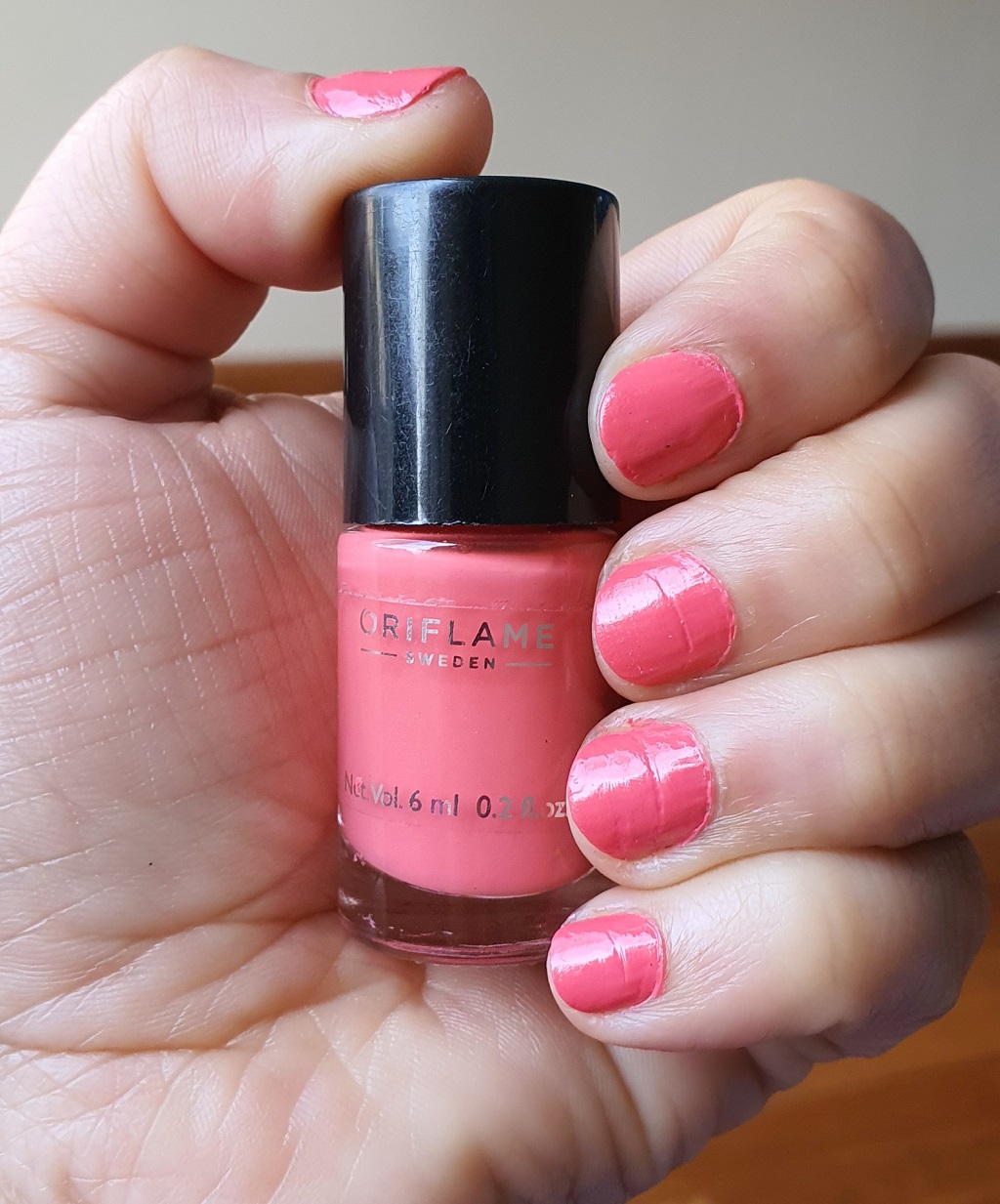 Oriflame Pure Color Nail Polish Mini 30796 Pink Crush Sense It Eve Oriflame Pure Color Nail Polish Mini : Review & Swatches