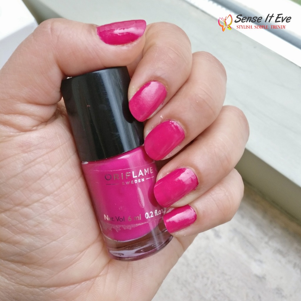 Oriflame Pure Color Nail Polish Mini 30797 Hot Fuchsia Sense It Eve Oriflame Pure Color Nail Polish Mini : Review & Swatches