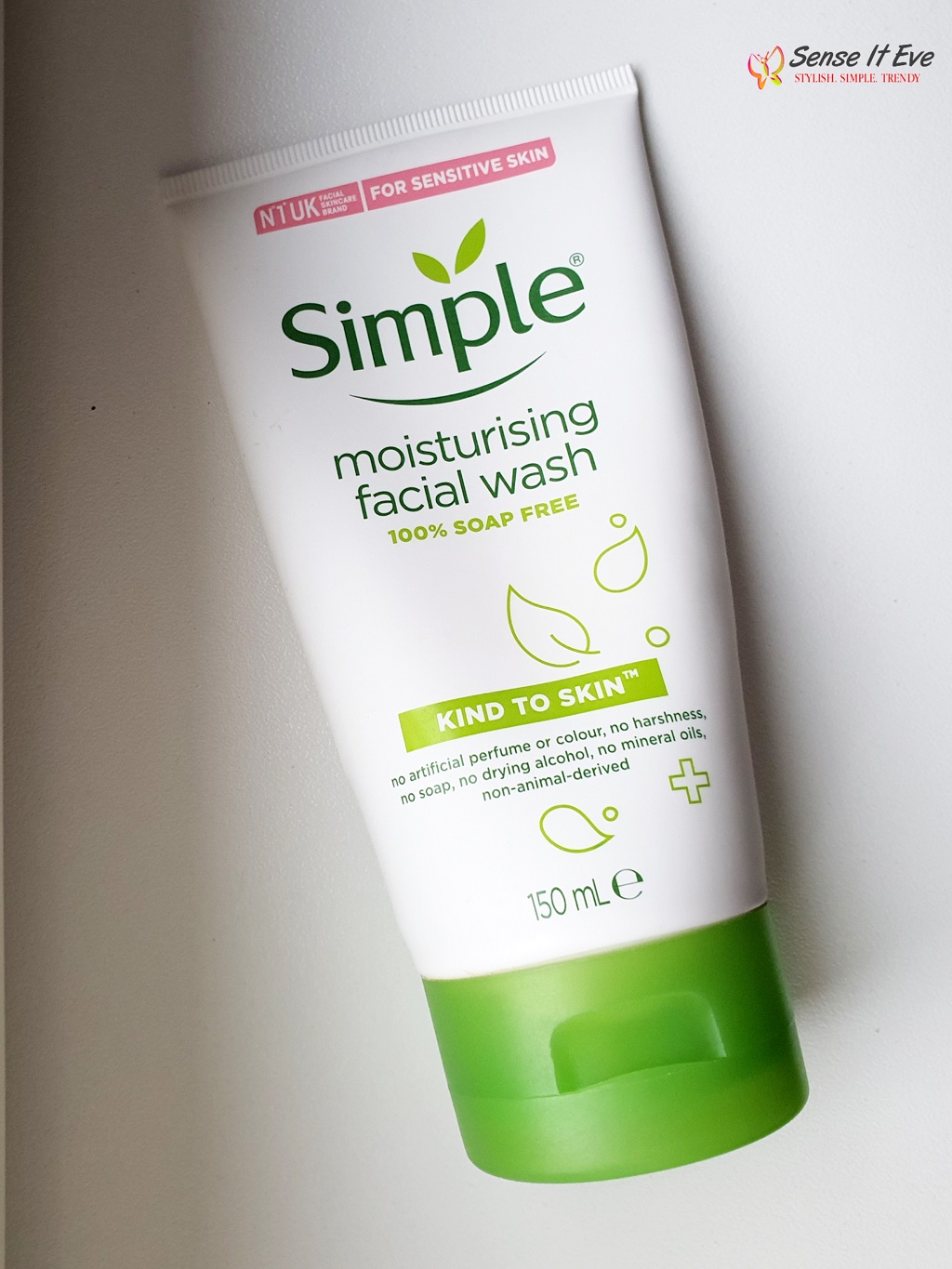 Simple Moisturizing Facial Wash Review