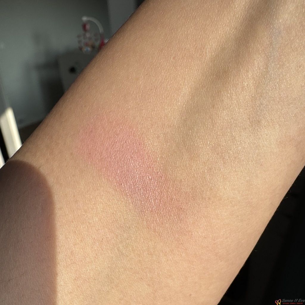 MAC blush Pinch O Peach swatch 2 Sense It Eve MAC Pinch O’ Peach Blush - Sweet Peachy Glow with a Formula Twist