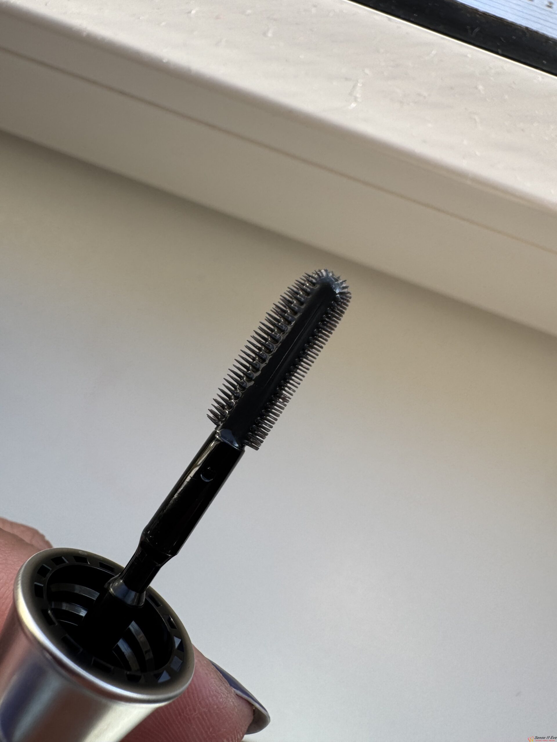 Benefit 24 HR Brow Setter wand scaled Sense It Eve Benefit 24-HR Brow Setter Review — The Brow Gel I Keep Coming Back To