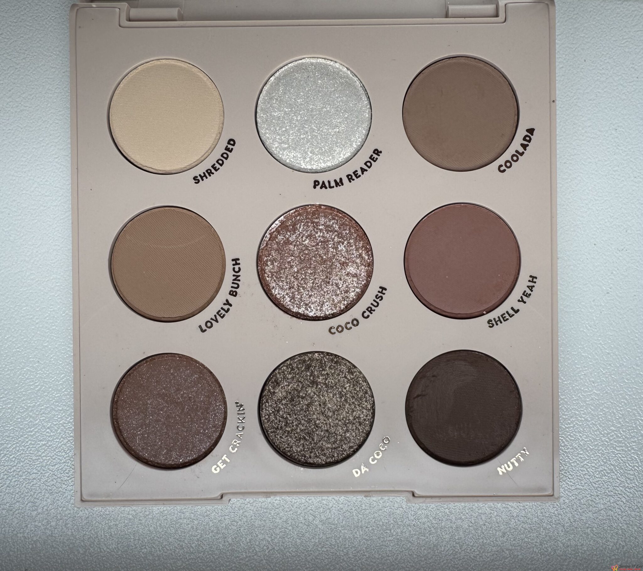 IMG 6384 Sense It Eve ColourPop Going Coconuts Eyeshadow Palette Review